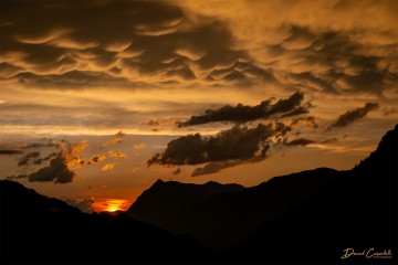 Photo Mammatus - Open Edition - Finitions et cadres personnalisables - © Because Image