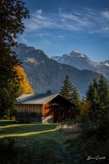 Chalet de montagne - Portrait - Open Edition - Finitions et cadres personnalisables - © Because Image Chalet de montagne - Portrait - Open Edition - Finitions et cadres personnalisables - © Because Image