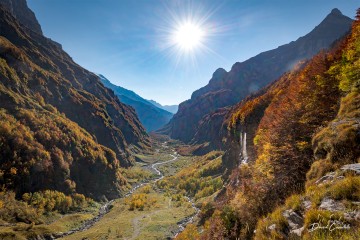 Photo Automne au bout du monde - Open Edition - Finitions et cadres personnalisables - © Because Image Photo Automne au bout du monde - Open Edition - Finitions et cadres personnalisables - © Because Image