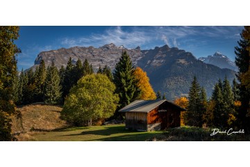 Chalet de montagne - Pano  - Open Edition - Finitions et cadres personnalisables - © Because Image